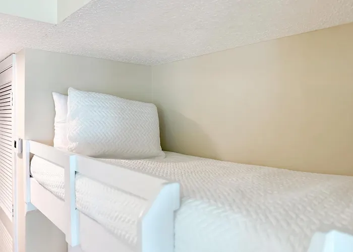 Holiday home Royal Palms 208