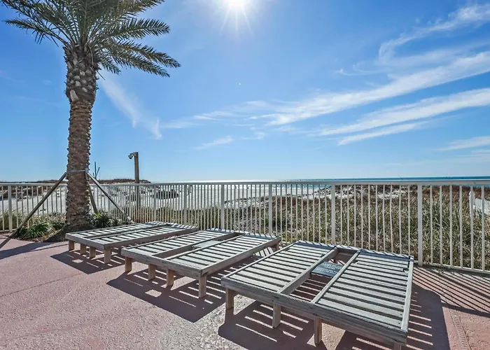 Holiday home Royal Palms 208