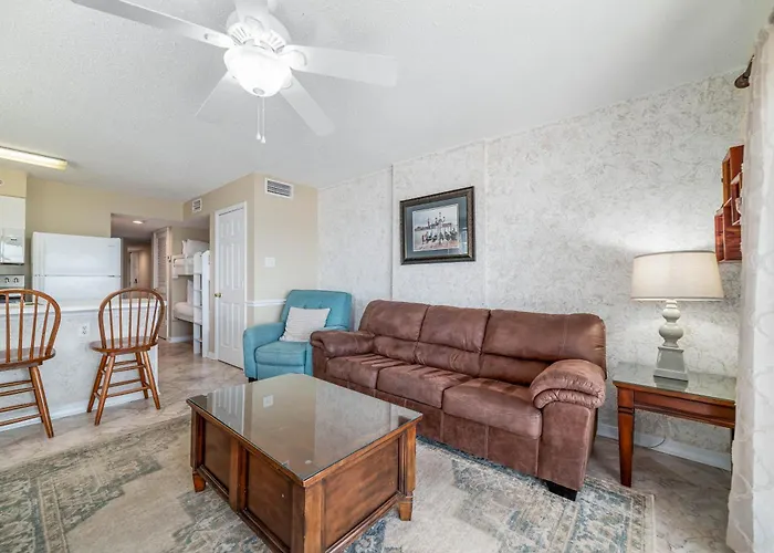 Royal Palms 208